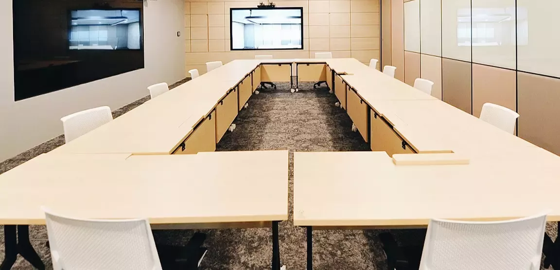 smart hybrid workplace