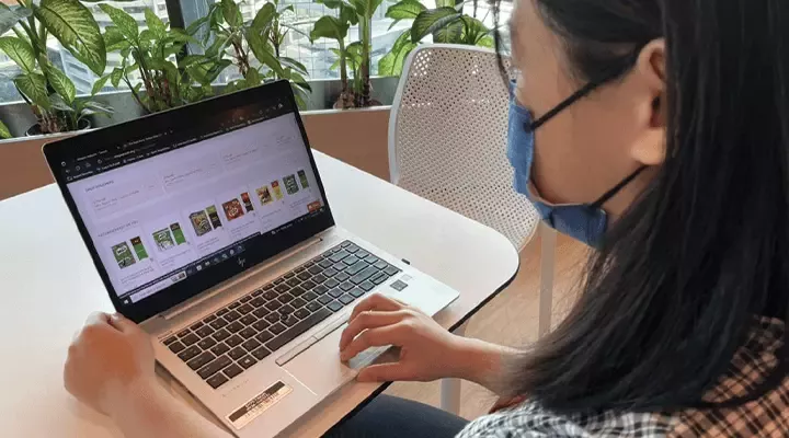 woman working on computer