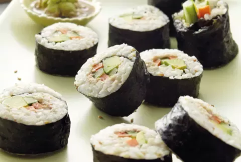 Brown Rice Tuna Nori Roll
